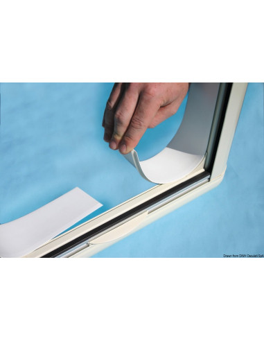 Controtelaio di finitura flessibile DOMETIC PVC Liner per SkyScreen – applicabile a Surface SkyScreen e a Recessed SkyScreen