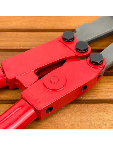 Pinza per impiombature