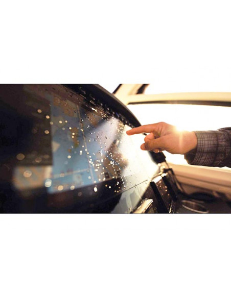 Raymarine Axiom+ Wi-Fi Touch Chartplotters