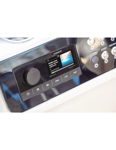 Fusion Apollo MS-RA210 RDS / USB Bluetooth Marine Stereo