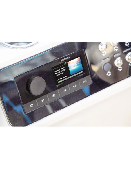 Fusion Apollo MS-RA210 RDS / USB Bluetooth Marine Stereo