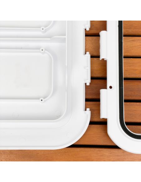 Portello d'ispezione in ABS. Viti inox e fori per retine inclusi 370x375 mm